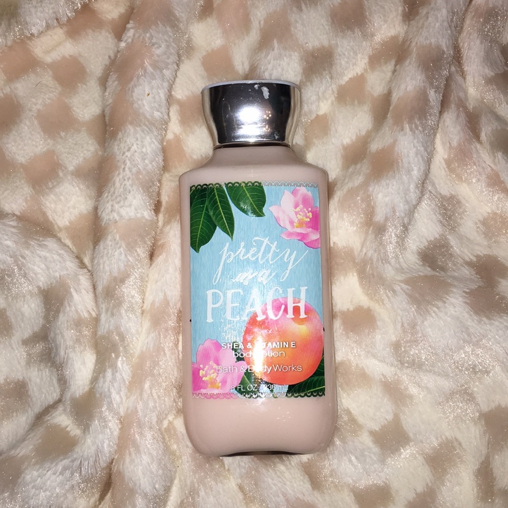Pretty as a peach body lotion
